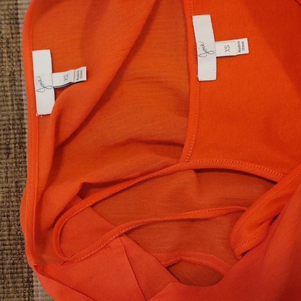 Joie Women's Orange V-Neck Top - Picture 7 of 8